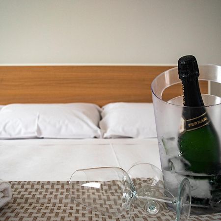 Ferrari Rooms & Apartments Porto Cesareo Zewnętrze zdjęcie